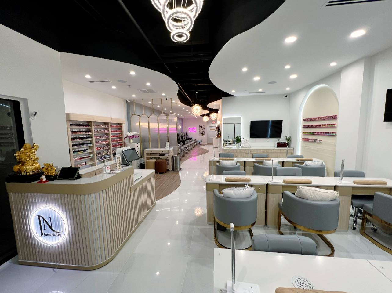 Juno NailBar Florida