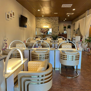 Polished Nail & Spa Lounge California
